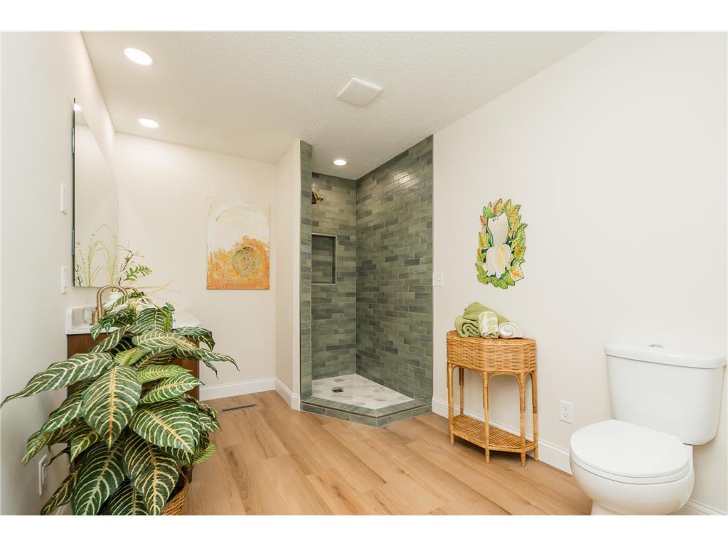 4809 Four Seasons Drive Eagan MN 55122 7025410 image17