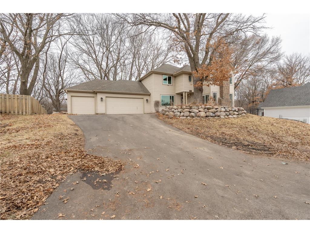 4809 Four Seasons Drive Eagan MN 55122 7025410 image2