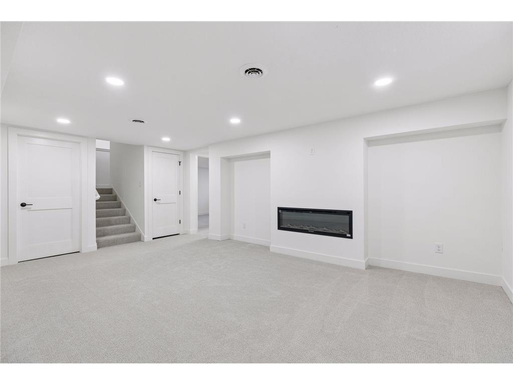 4809 Zenith Avenue S Minneapolis MN 55410 7053730 image38