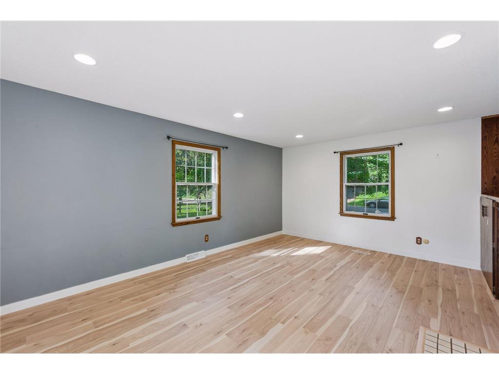 481 Desnoyer Avenue Saint Paul MN 55104 7073314 image11