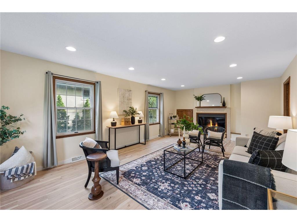 481 Desnoyer Avenue Saint Paul MN 55104 7073314 image3