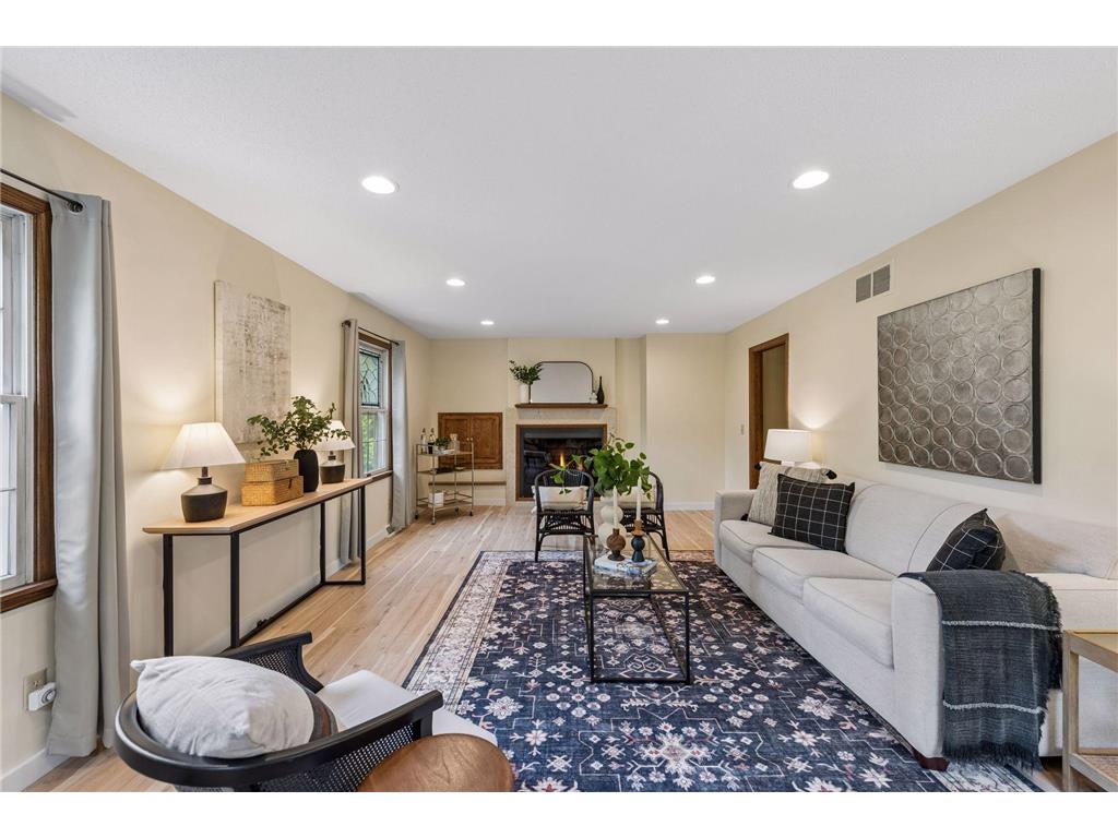 481 Desnoyer Avenue Saint Paul MN 55104 7073314 image4
