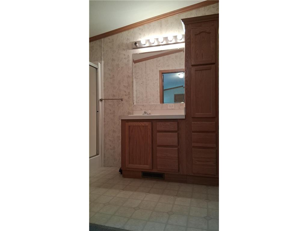 481 E River Road Motley MN 56466 7091742 image24