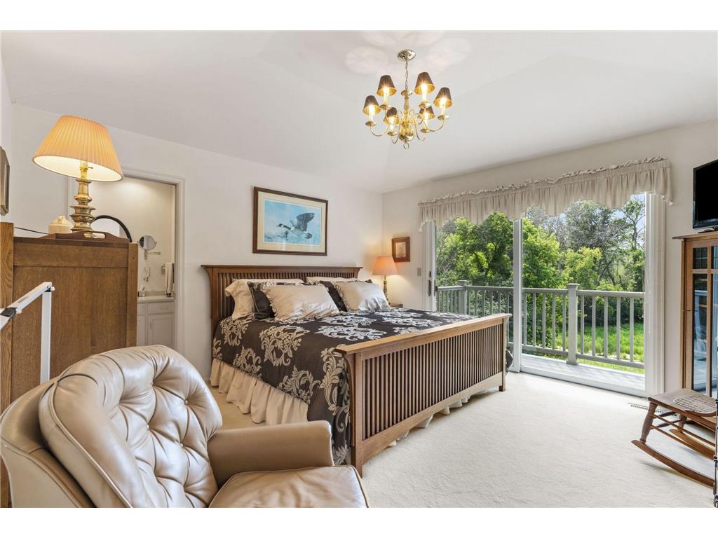 481 Peavey Lane Wayzata MN 55391 7014977 image25