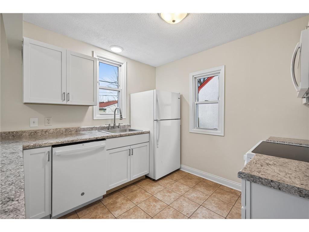 4810 Dupont Avenue N Minneapolis MN 55430 7035151 image10