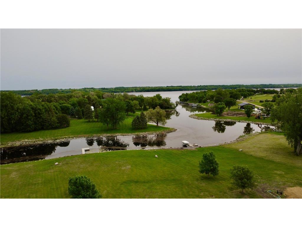 48105 Isaak Lane Big Stone City SD 57216 - Big Stone Lake 6619847 image1