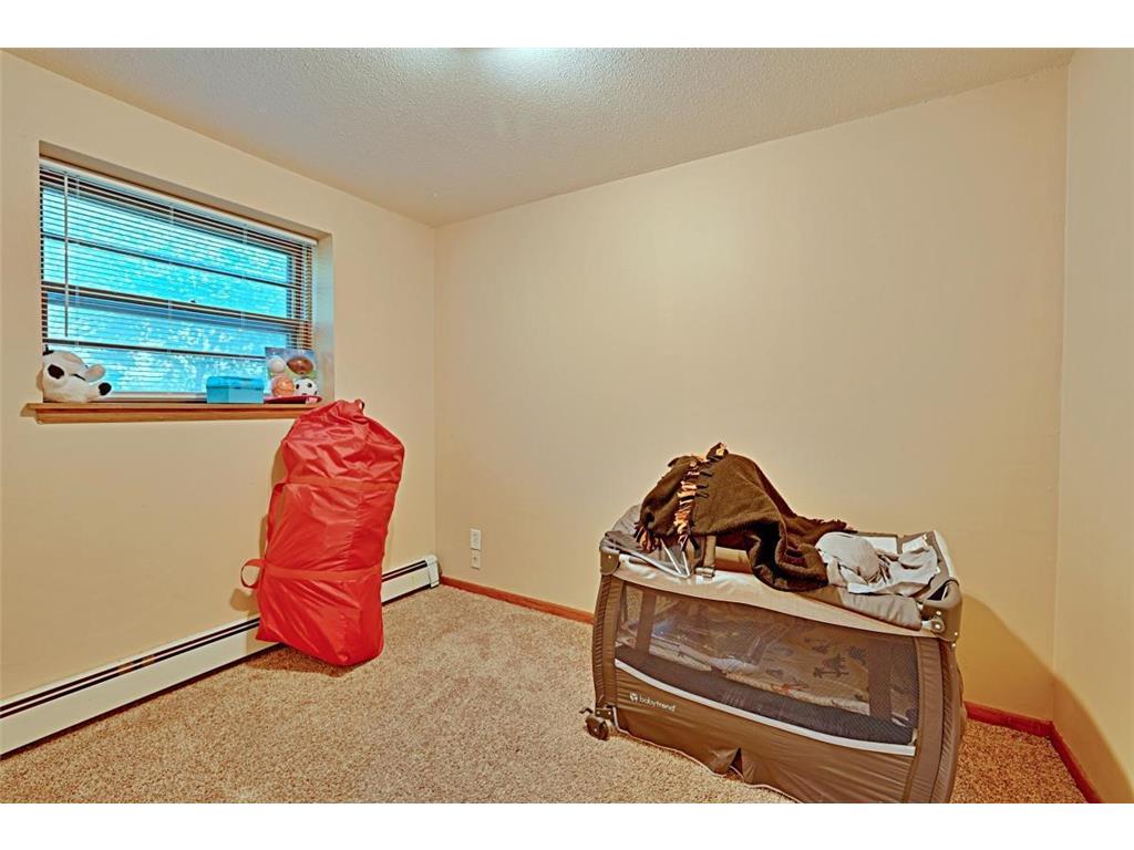 4811 Lakeview Avenue N Brooklyn Center MN 55429 6622750 image26