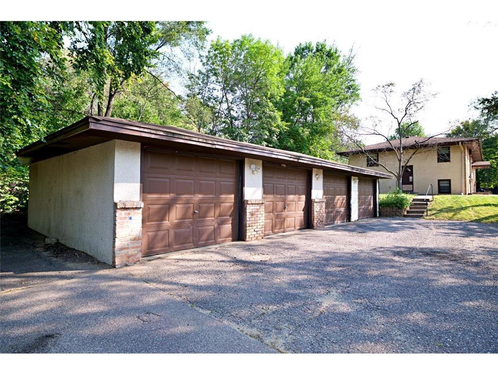 4811 Lakeview Avenue N Brooklyn Center MN 55429 6622750 image8