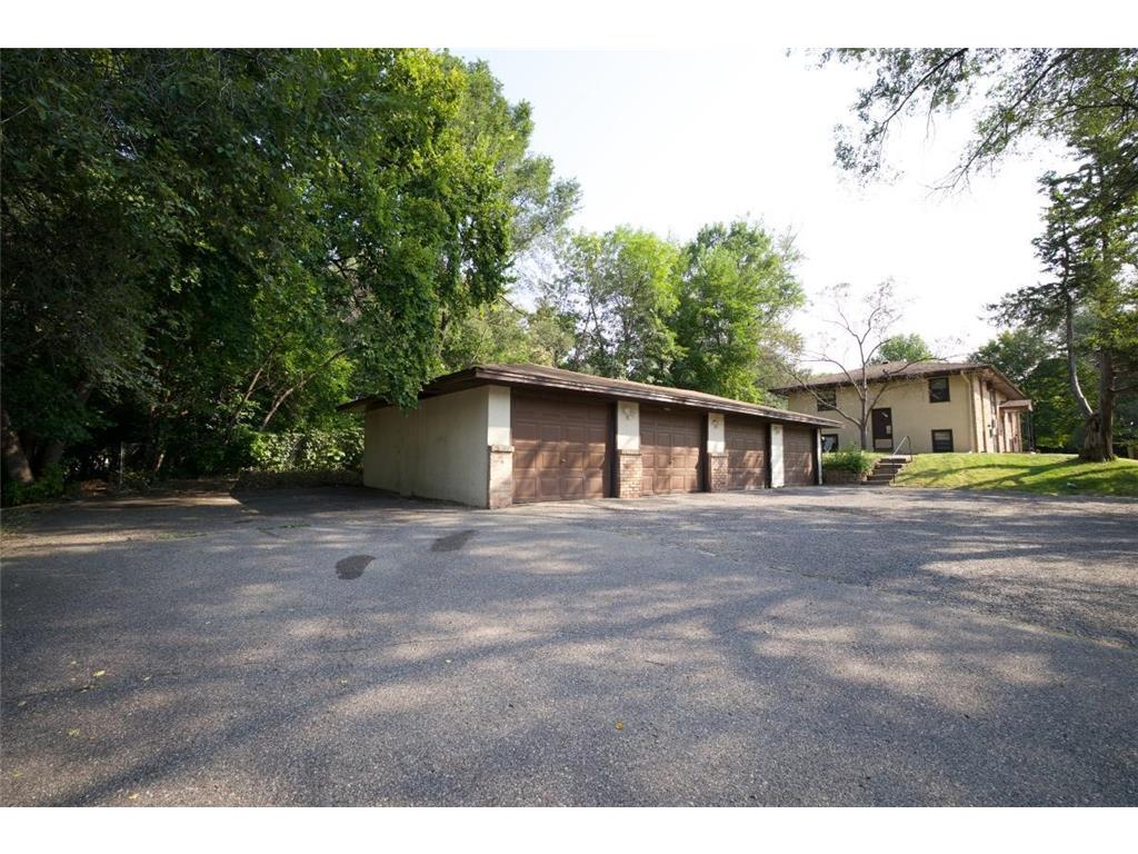 4811 Lakeview Avenue N Brooklyn Center MN 55429 6622750 image9