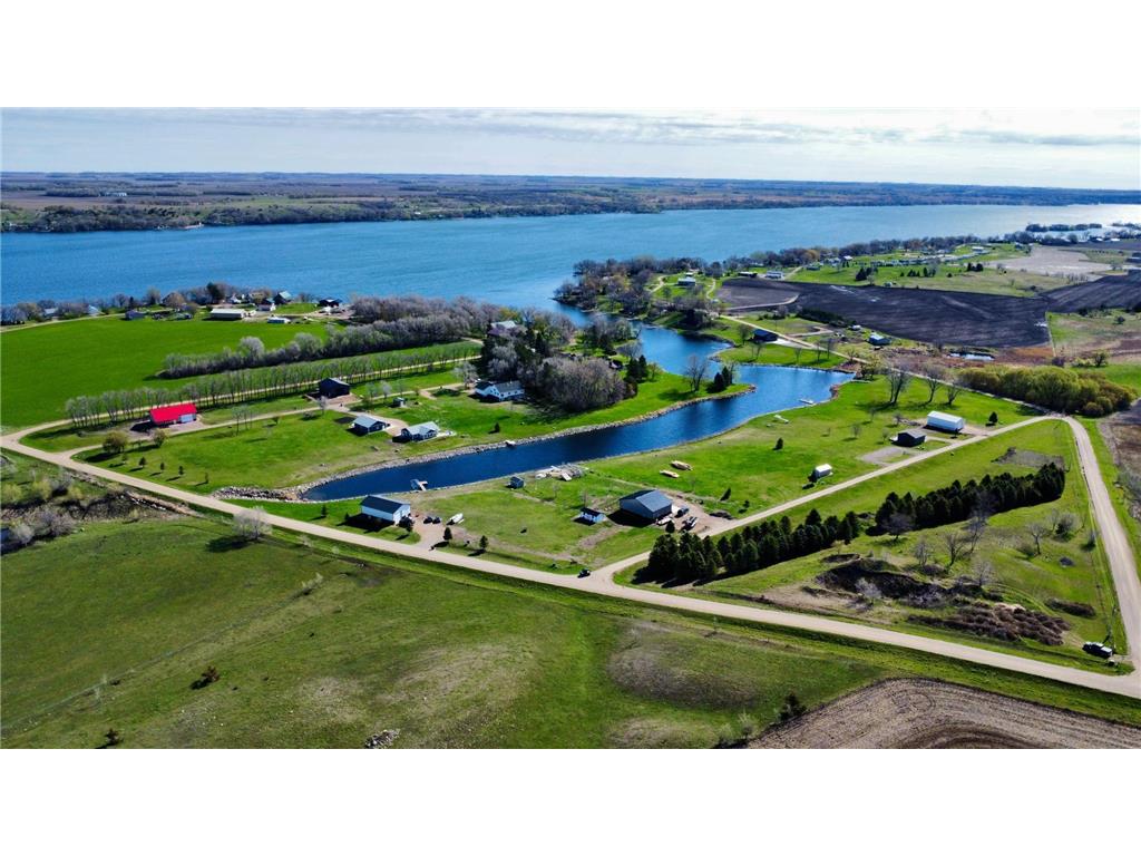 48116 Grace Lane Big Stone City SD 57216 - Big Stone Lake 6524721 image1