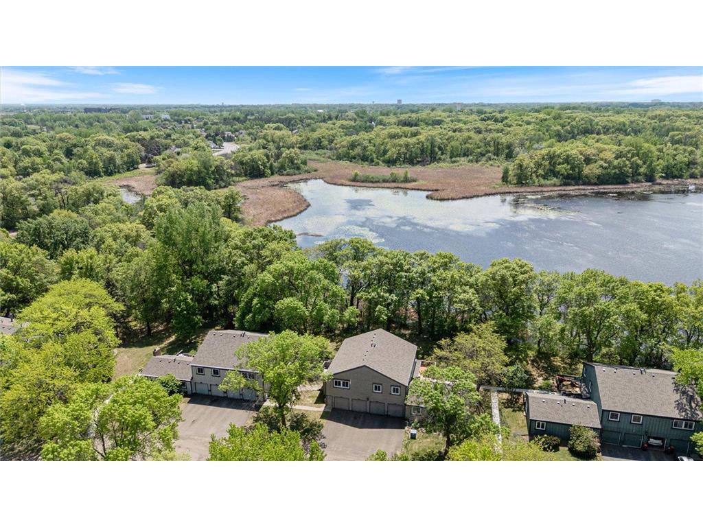 4812 Grenwich Way N Oakdale MN 55128 6721016 image1