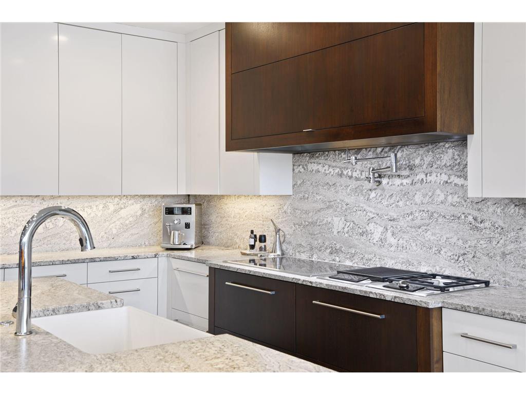 4812 Lakeview Drive Edina MN 55424 7028358 image15