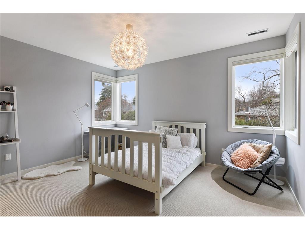 4812 Lakeview Drive Edina MN 55424 - Harvey 7028358 image41