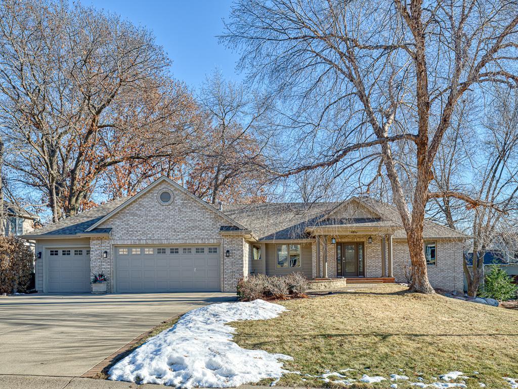 4816 Four Seasons Drive Eagan MN 55122 6627960 image1