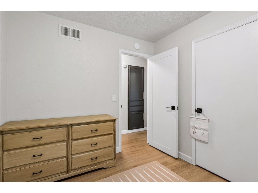 4816 Nevada Avenue N Crystal MN 55428 7060070 image12