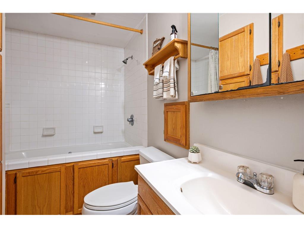4816 Nevada Avenue N Crystal MN 55428 7060070 image13