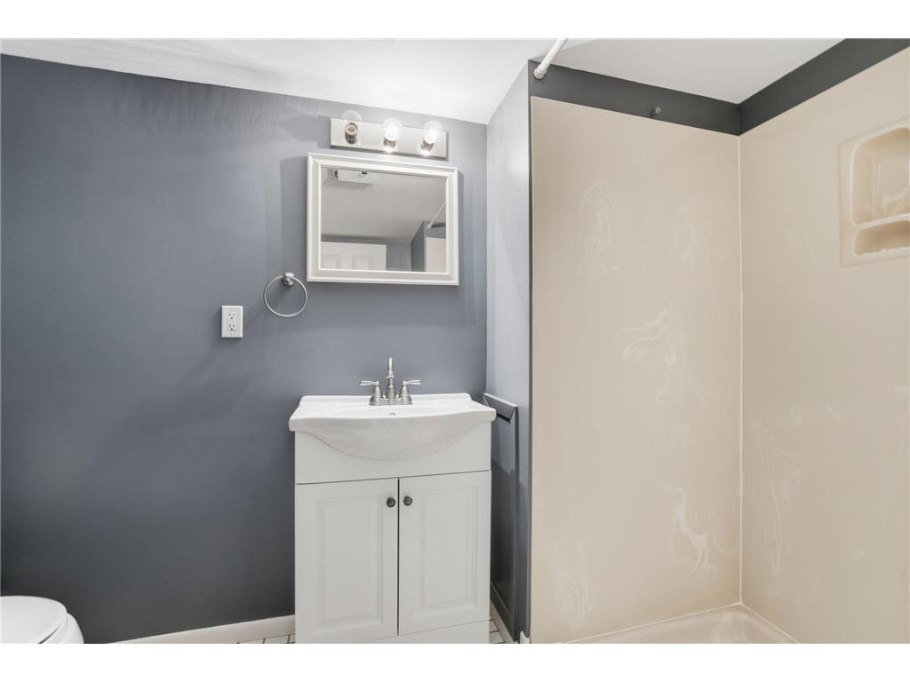 4816 Overlook Drive Bloomington MN 55437 6798766 image24