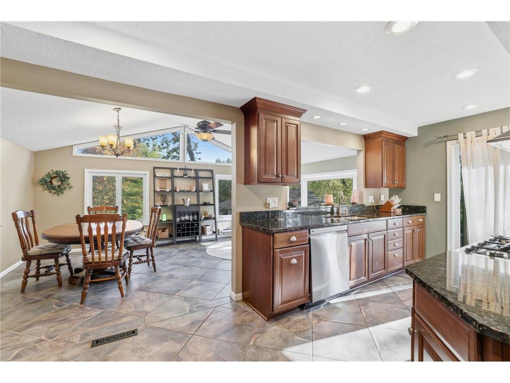 4816 Overlook Drive Bloomington MN 55437 6798766 image6