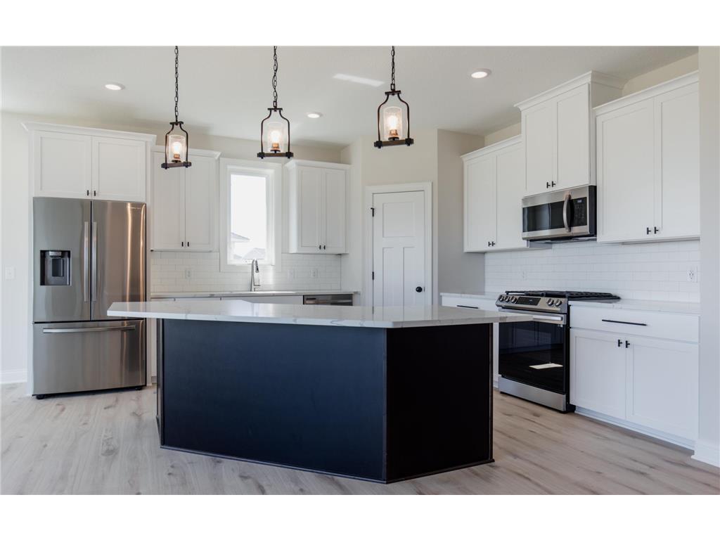 4817 127th Circle NE Blaine MN 55449 6805000 image2