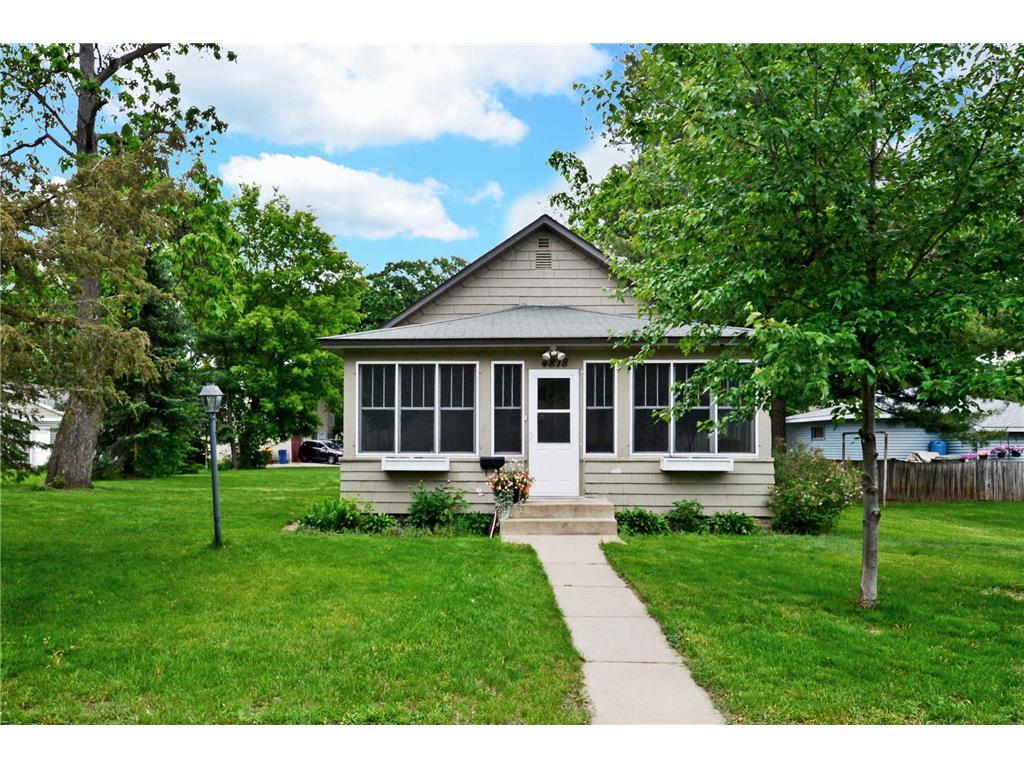 4818 Bloom Avenue White Bear Lake MN 55110 6547810 image1