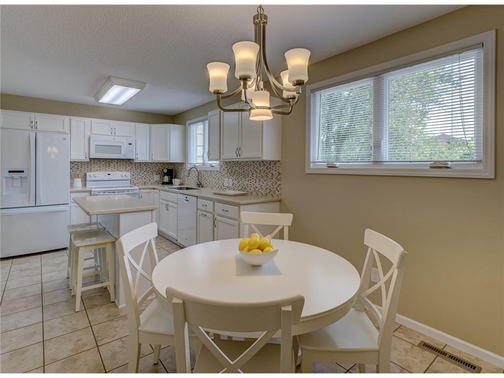 4819 Grenwich Trail N Oakdale MN 55128 6554104 image1