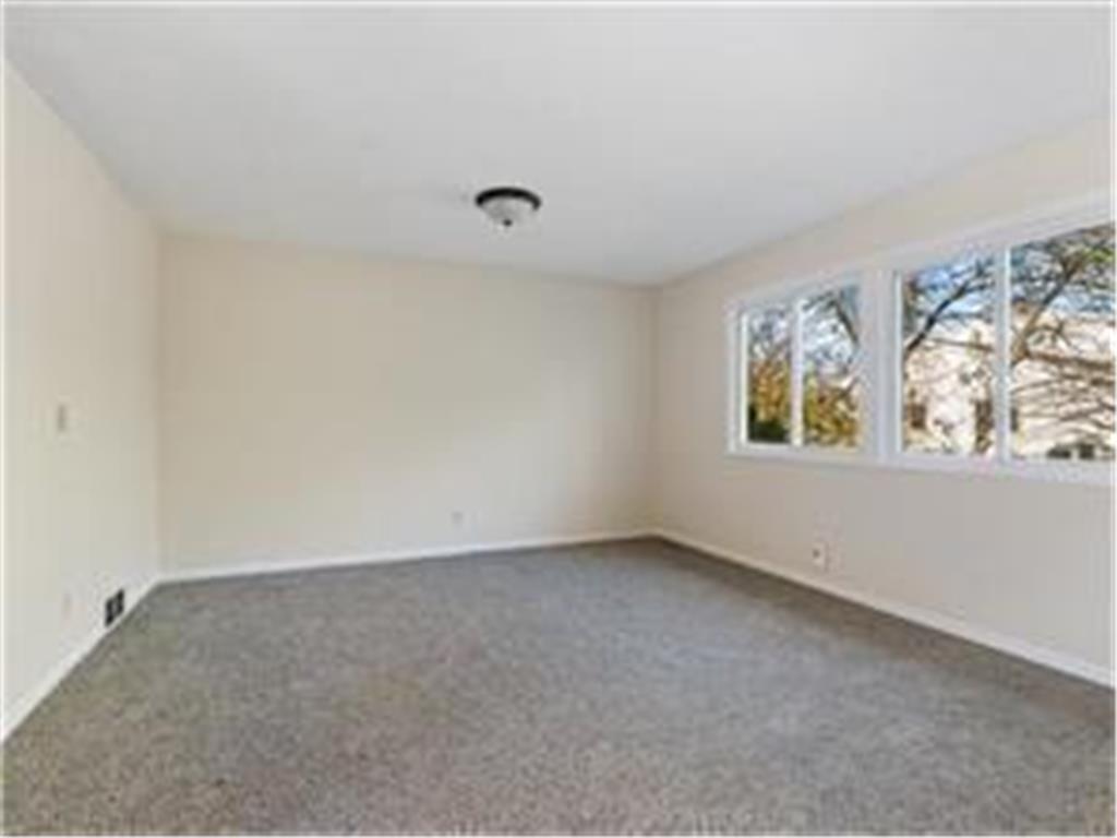 4819 Grenwich Way N Oakdale MN 55128 6821832 image18