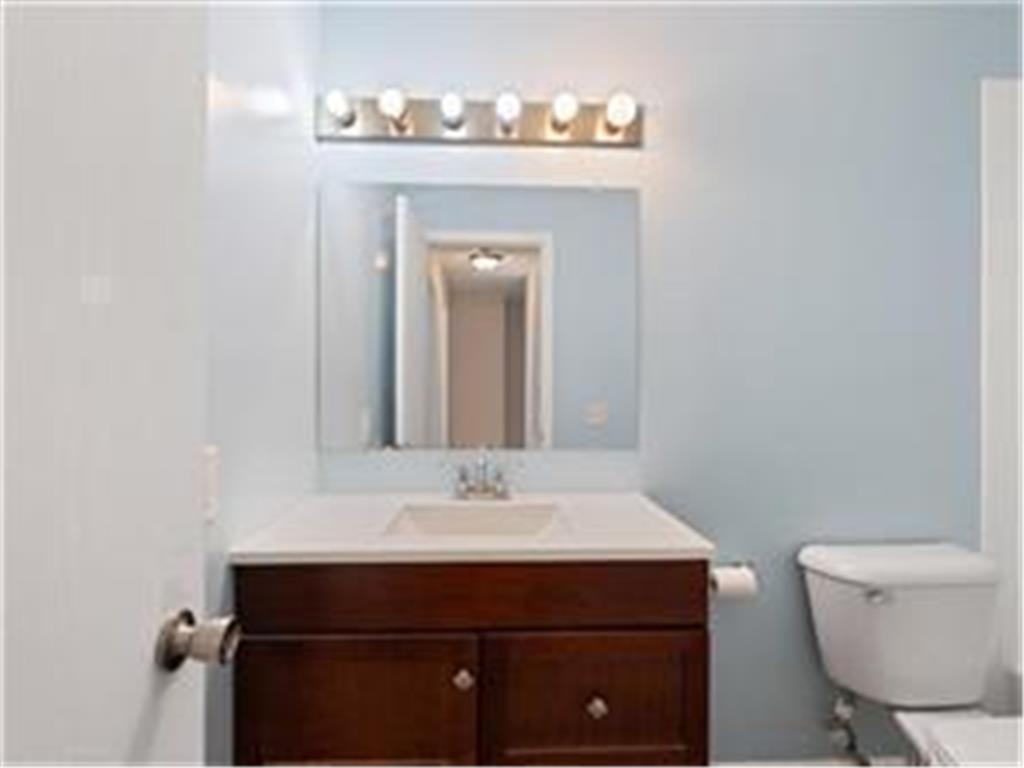 4819 Grenwich Way N Oakdale MN 55128 6821832 image4