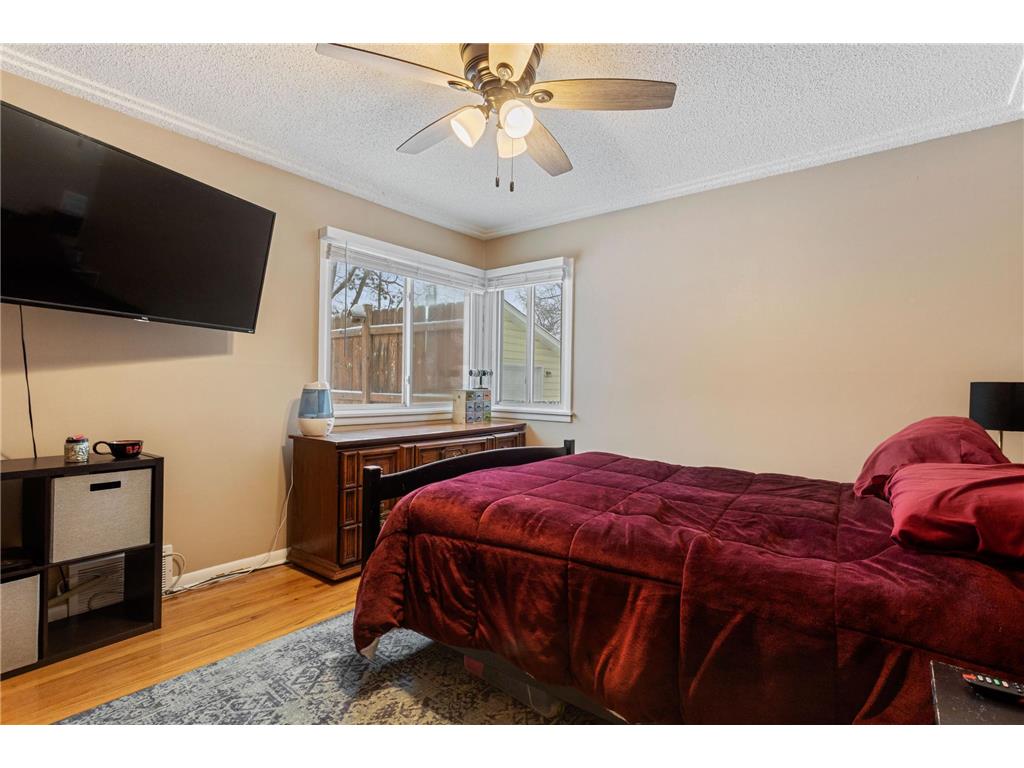 4819 Hampshire Avenue N Crystal MN 55428 6824365 image12