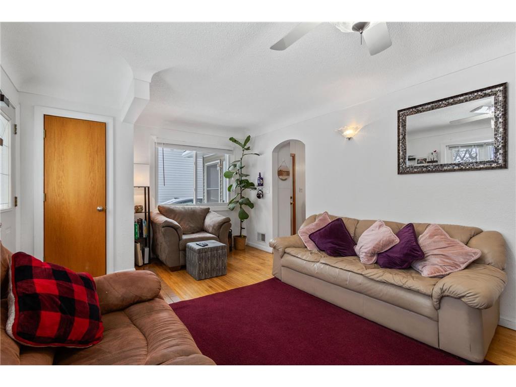 4819 Hampshire Avenue N Crystal MN 55428 6824365 image9