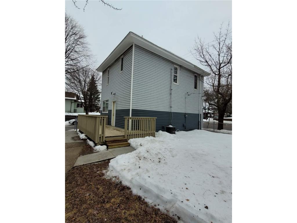 482 Earl Street Saint Paul MN 55106 6337203 image1