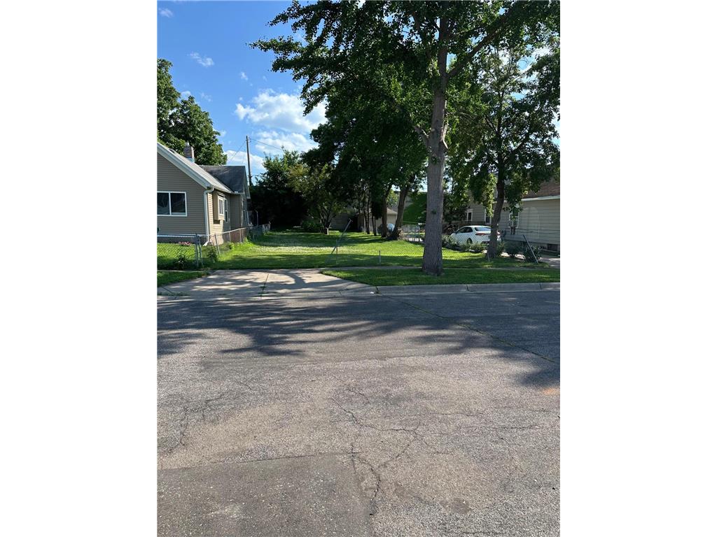 482 Stinson Street Saint Paul MN 55117 6750201 image1