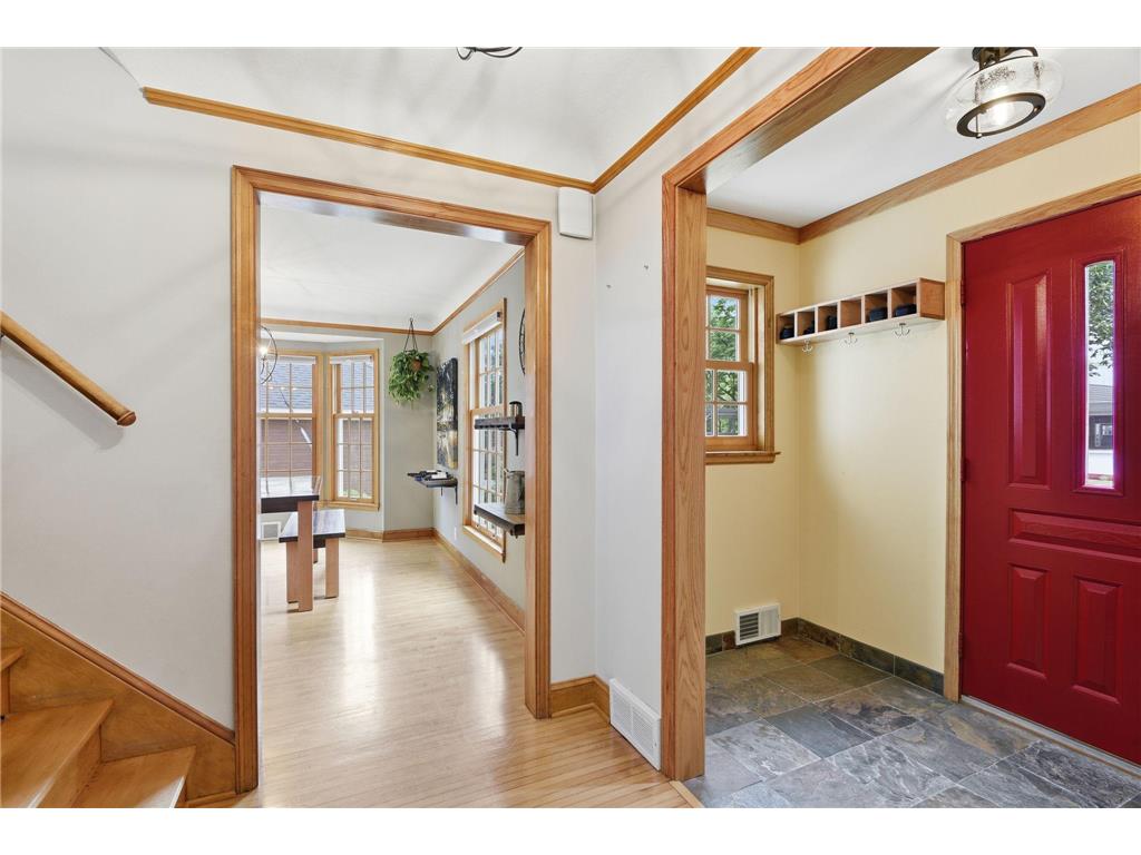 4820 Dowling Street Minneapolis MN 55406 7076699 image2