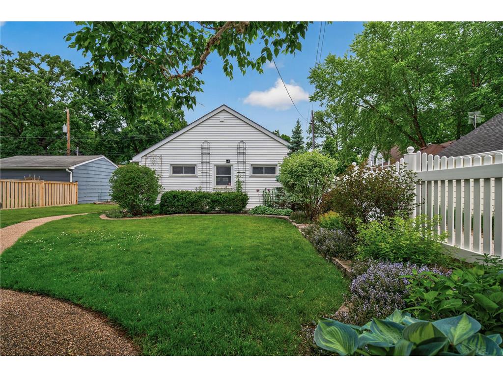 4820 Dowling Street Minneapolis MN 55406 7076699 image24