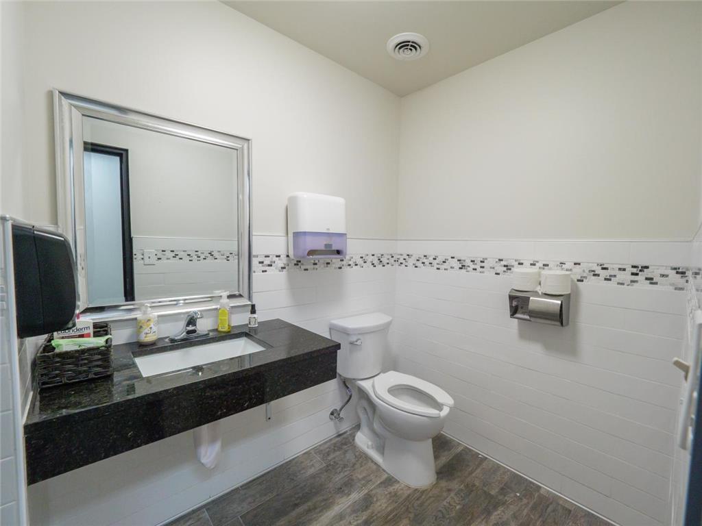 4820 Minnetonka Boulevard #3 Saint Louis Park MN 55416 6681041 image6