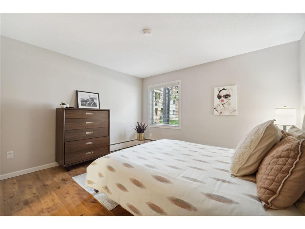 4820 Park Commons Drive #135 Saint Louis Park MN 55416 6716738 image1