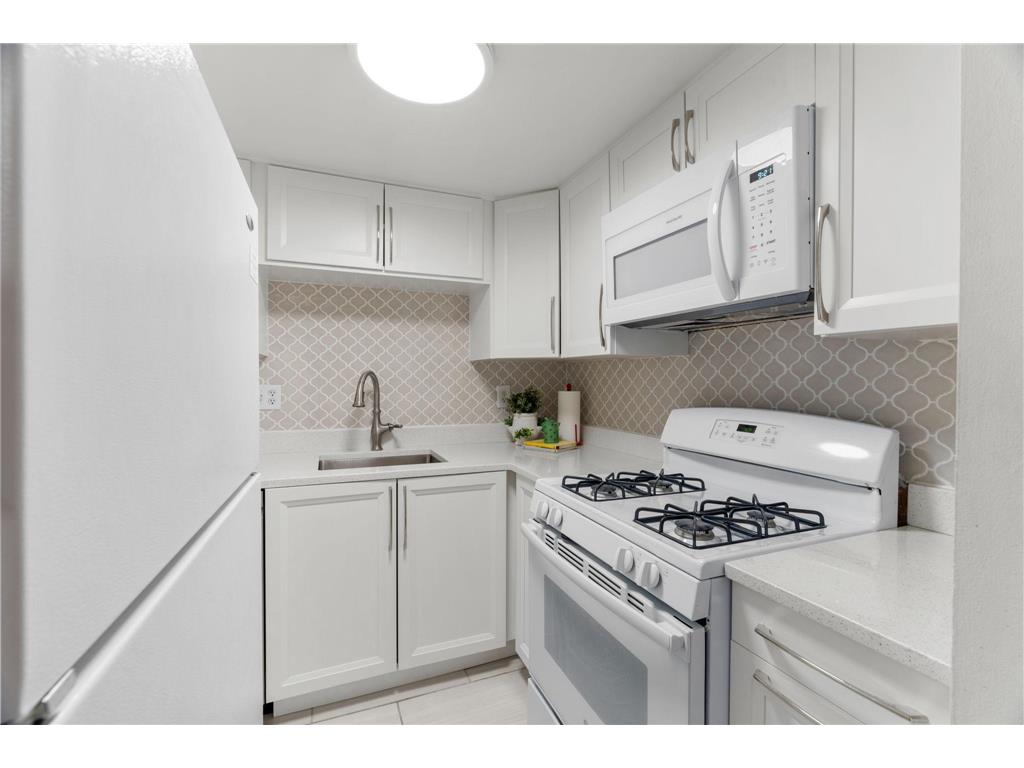4820 Park Commons Drive #21 Saint Louis Park MN 55416 7029022 image7