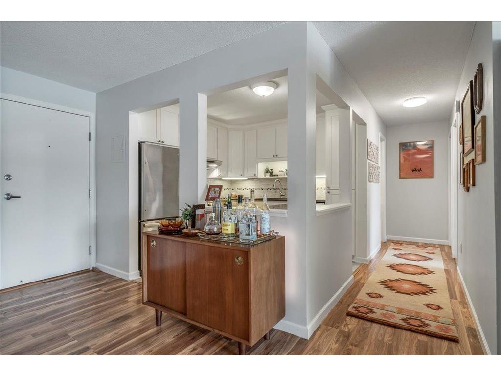 4820 Park Commons Drive #320 Saint Louis Park MN 55416 6741461 image1