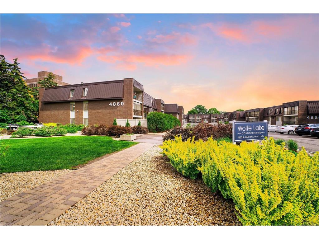 4820 Park Commons Drive #330 Saint Louis Park MN 55416 6534249 image1