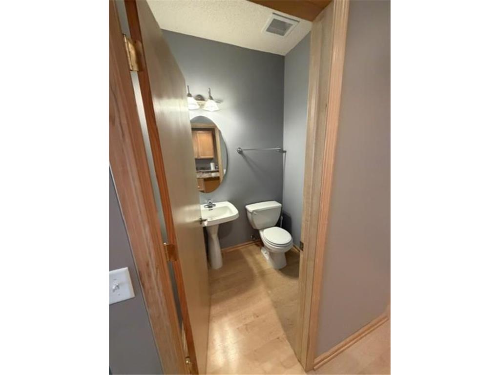 4820 Underwood Lane N #E Plymouth MN 55442 7073946 image10