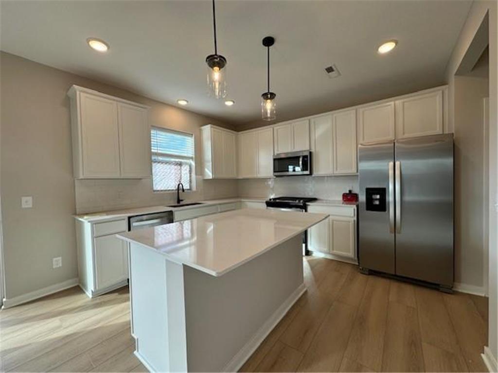 4822 Island Park Drive Woodbury MN 55129 6735528 image1