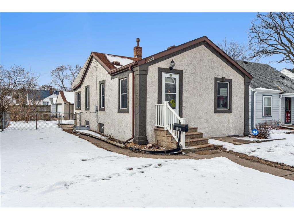 4823 Dupont Avenue N Minneapolis MN 55430 6491303 image1