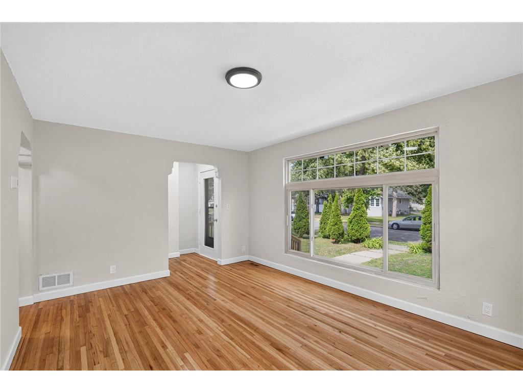 4823 Girard Avenue N Minneapolis MN 55430 7098516 image12