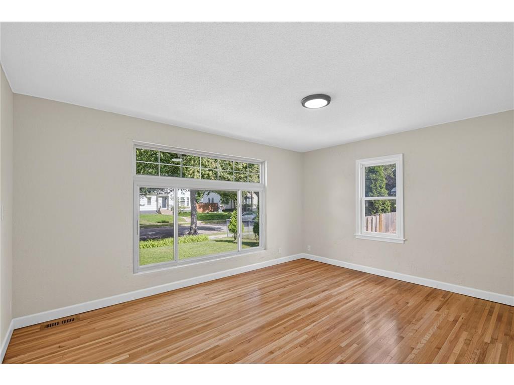 4823 Girard Avenue N Minneapolis MN 55430 7098516 image2
