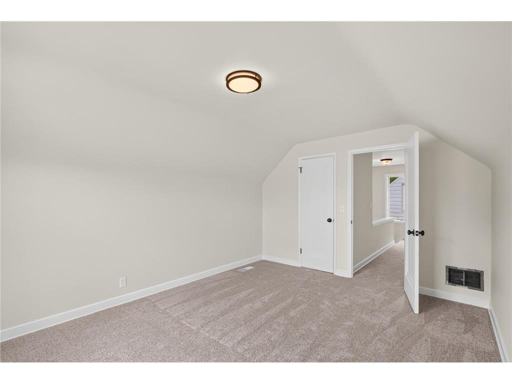 4823 Girard Avenue N Minneapolis MN 55430 7098516 image24