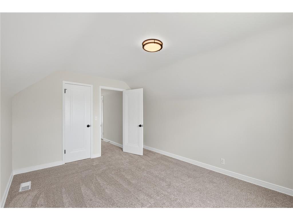 4823 Girard Avenue N Minneapolis MN 55430 7098516 image25