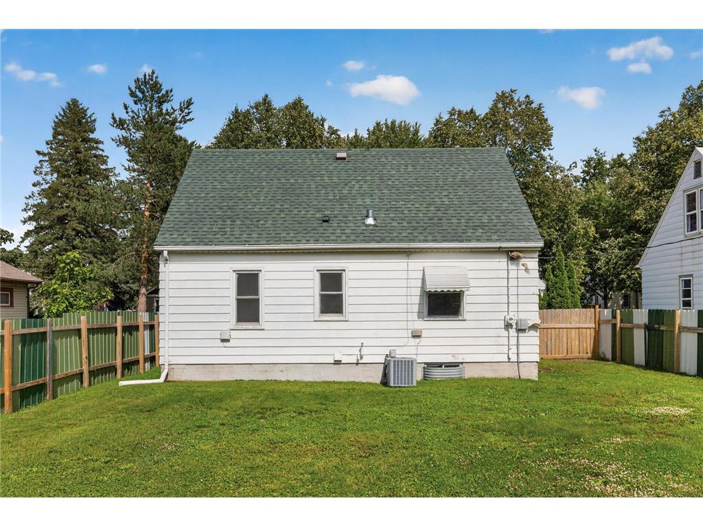 4823 Girard Avenue N Minneapolis MN 55430 7098516 image32