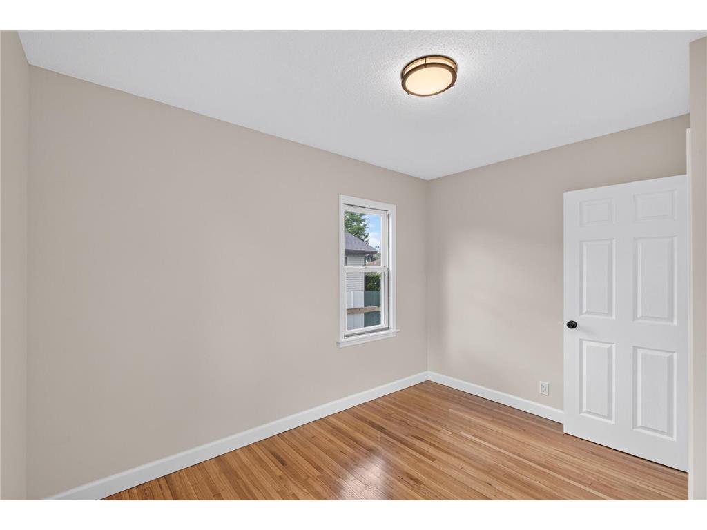 4823 Girard Avenue N Minneapolis MN 55430 7098516 image5