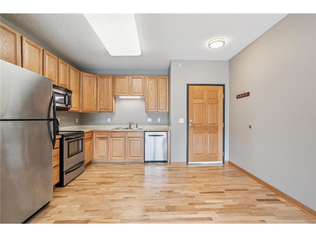 4824 E 53rd Street #422 Minneapolis MN 55417 6749638 image6