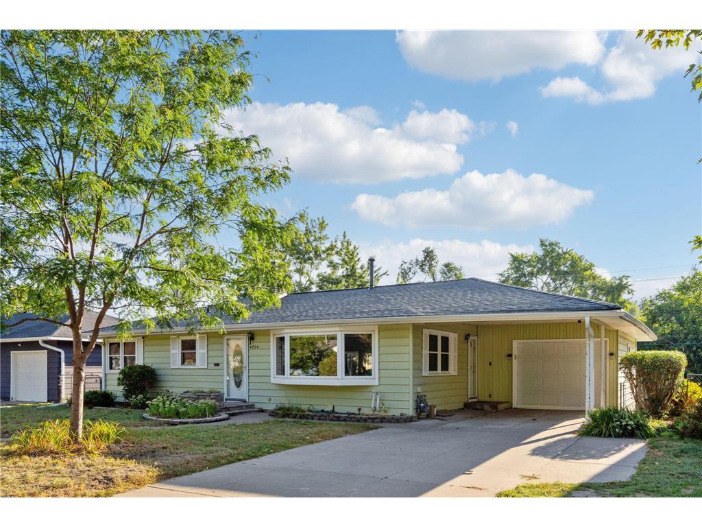 4824 Jersey Avenue N Crystal MN 55428 6400419 image1