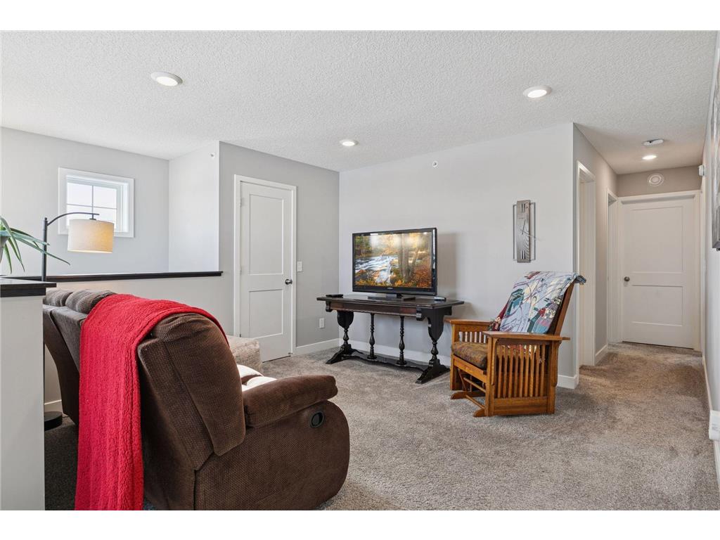 4824 Martingale Drive Woodbury MN 55129 7002961 image21